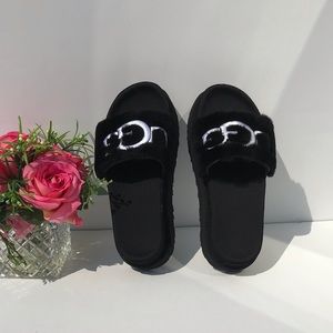 UGG Laton Fur Slide